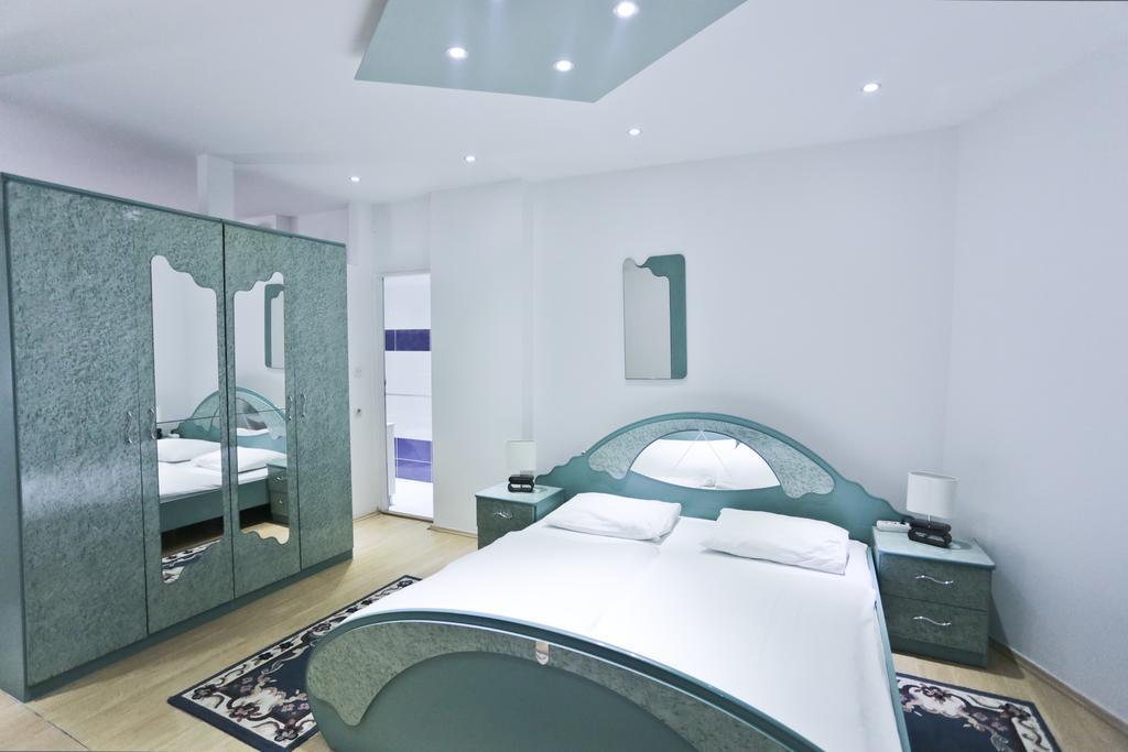 Hotel Martini Zagreb Hotel And Restaurant Sesvete Quarto foto